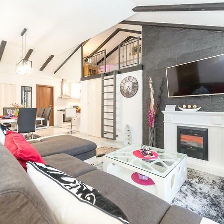 Tranquility And Nature In 4 Bedroom With Sea View Mokošica Exteriör bild