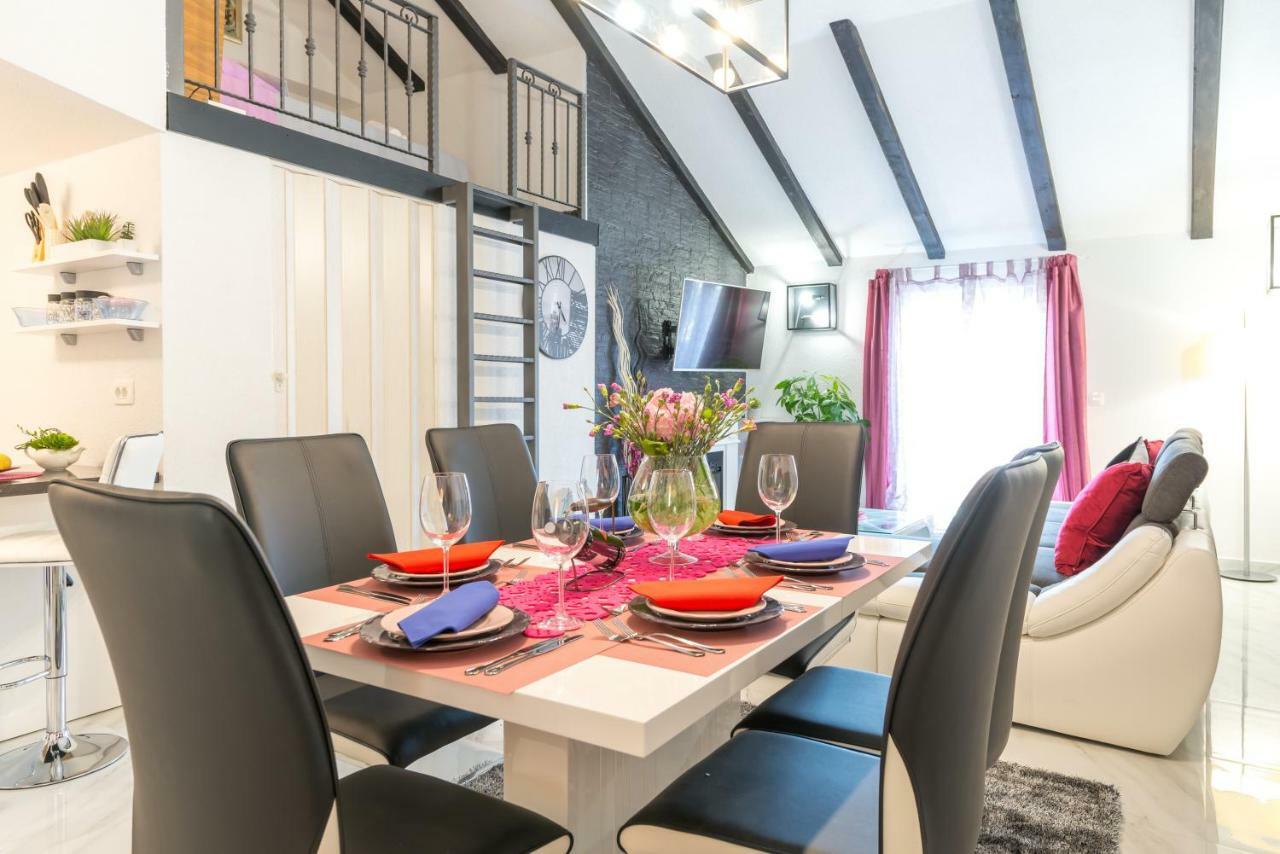 Tranquility And Nature In 4 Bedroom With Sea View Mokošica Exteriör bild