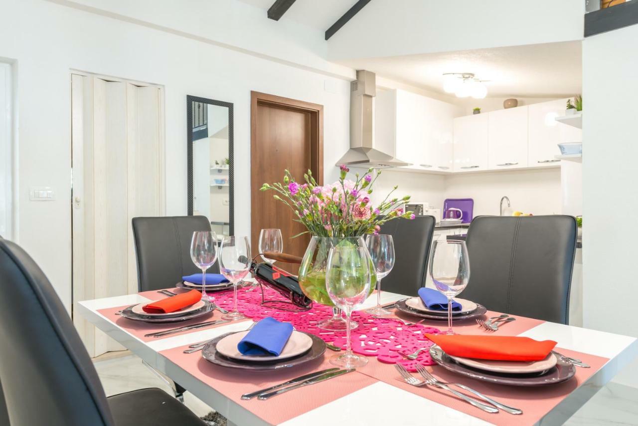 Tranquility And Nature In 4 Bedroom With Sea View Mokošica Exteriör bild