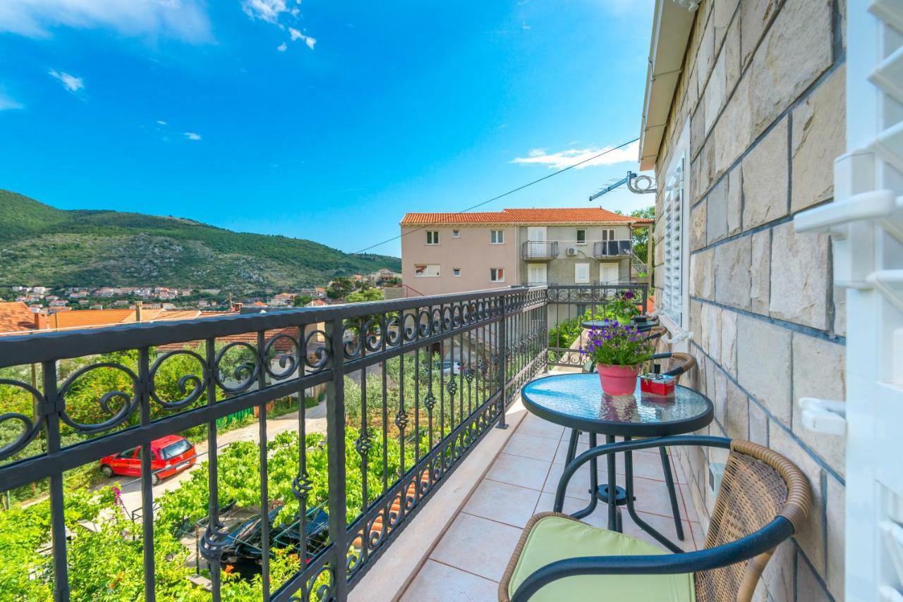Tranquility And Nature In 4 Bedroom With Sea View Mokošica Exteriör bild