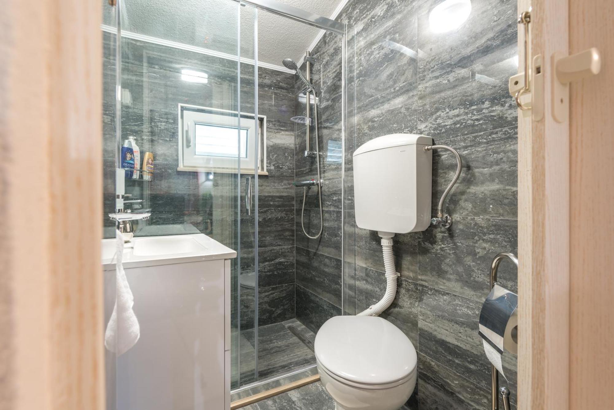 Tranquility And Nature In 4 Bedroom With Sea View Mokošica Exteriör bild